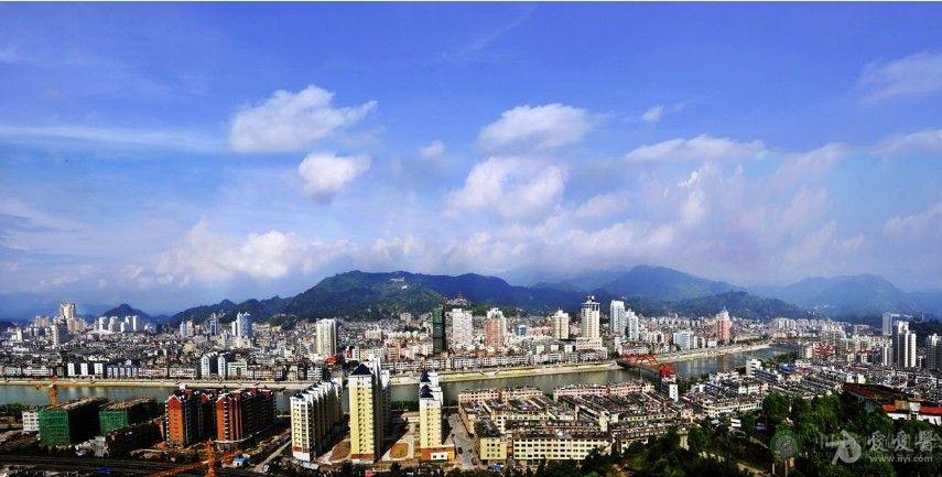 地带穿城而过,奔向大海,它就是滋养两岸人民美丽的桐山溪--福鼎母亲河