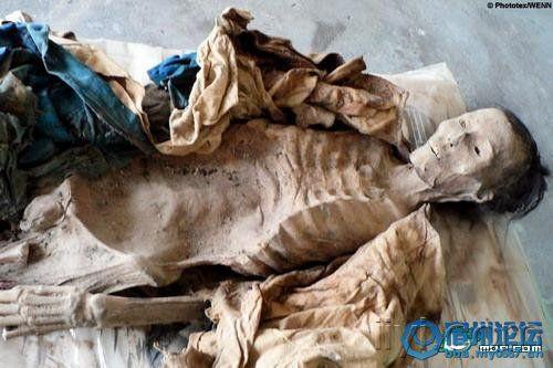 盗墓人恋100年女尸 奸尸一周离奇死亡 附图