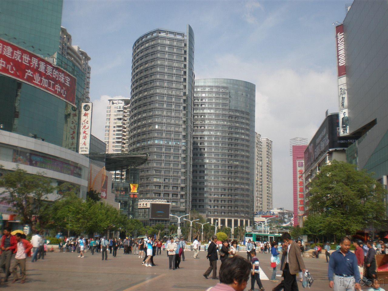 2010年五一节:狂欢昆明之街头巷尾