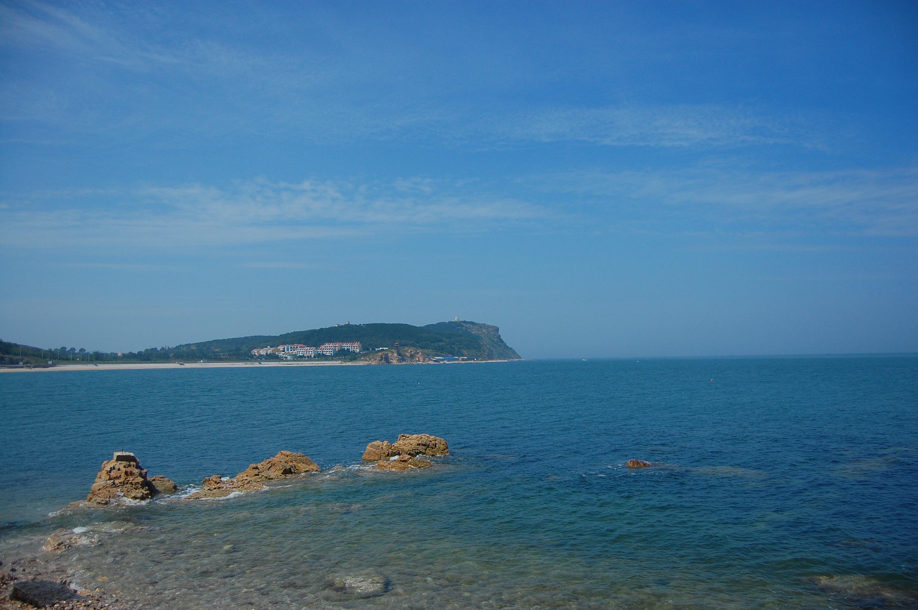 长岛月亮湾风景区图片