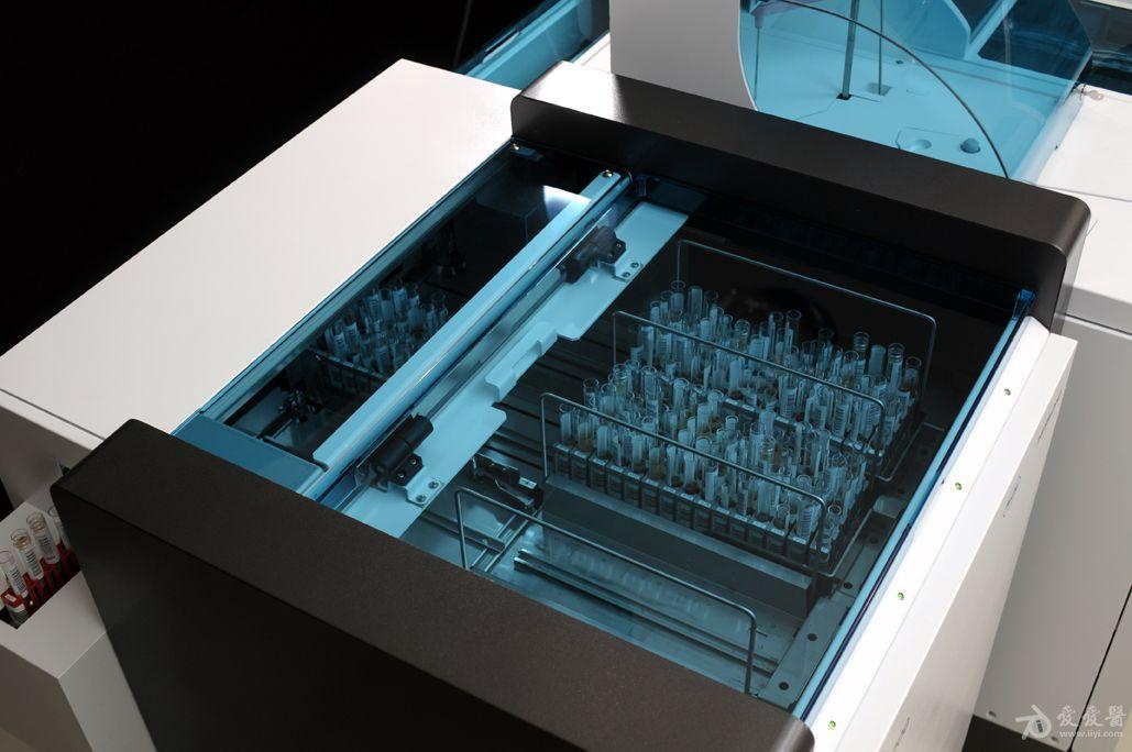 罗氏生化分析仪702图片