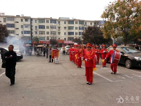 威武的军乐队