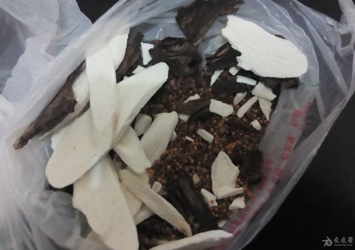 夜间凌晨咳嗽气喘痰鸣音嗽白痰带气泡近三个月