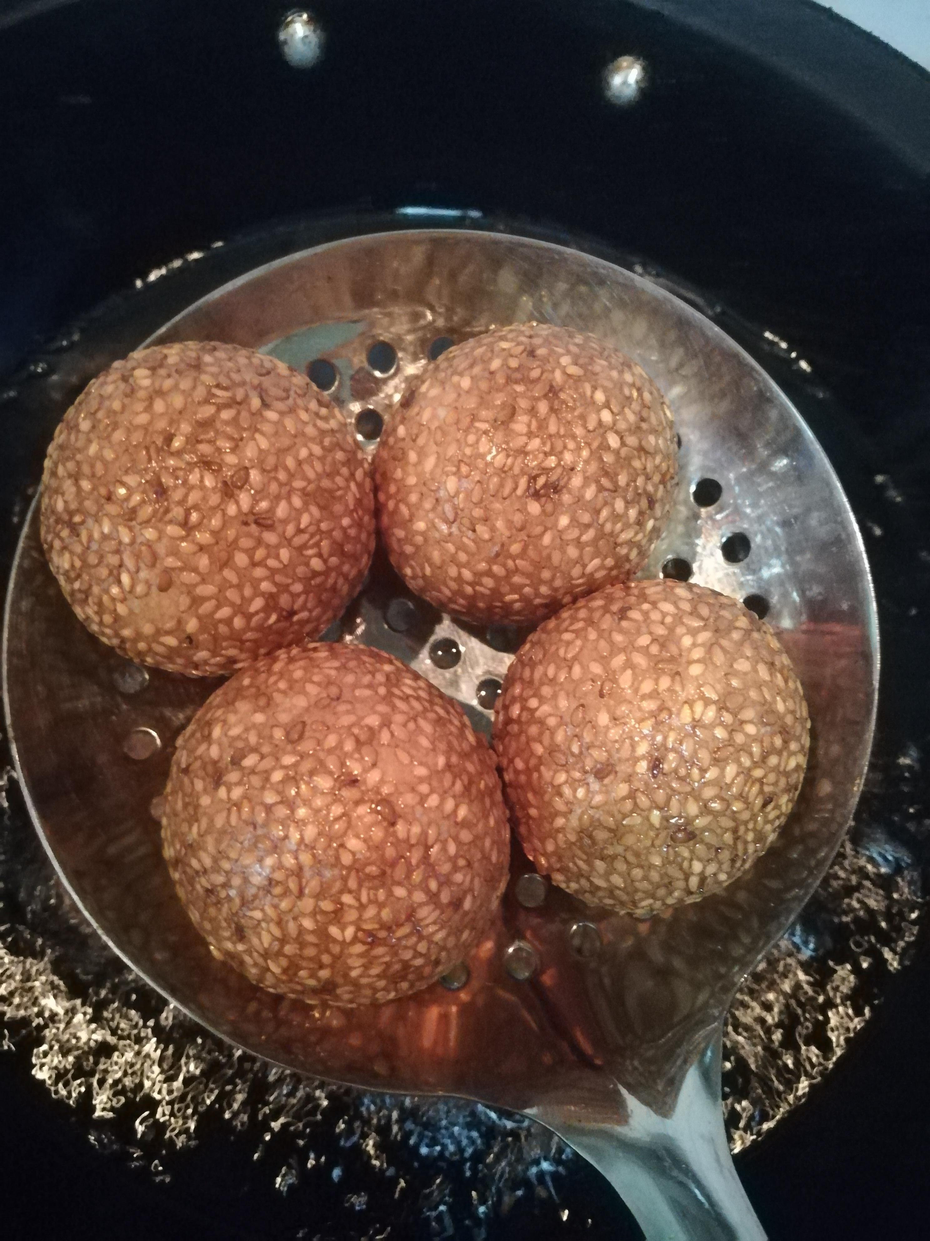 吃货推荐糯米豆沙馅麻团手工制作